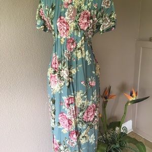 Vintage Positive Attitude Floral Maxi Dress